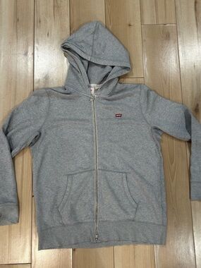 Levis grey sweater